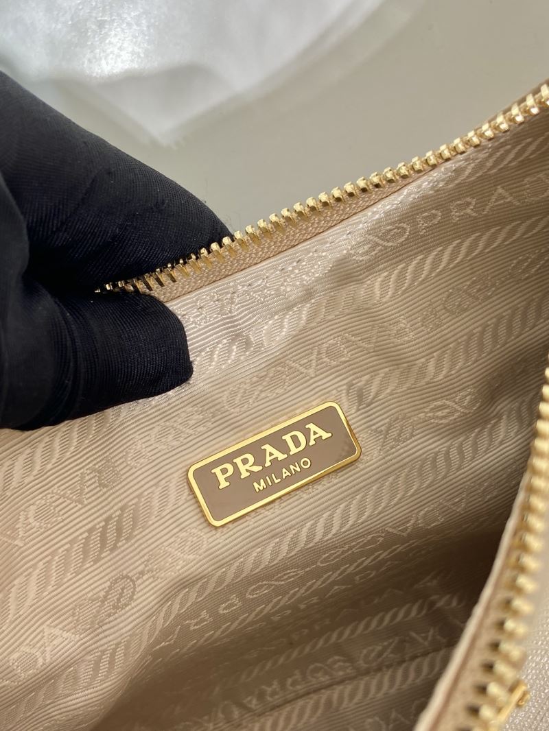 Pra*a hobo bags